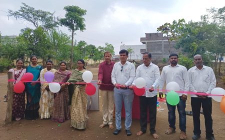 आजुबाई माध्यमिक विद्यालयात आनंदनगरी मेळावा उत्साहात साजरा.