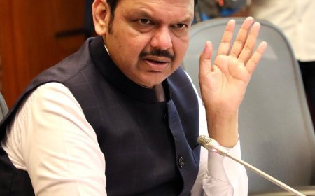 पहले दिन 6,25,457 करोड़ रुपये की निवेश डील  मुख्यमंत्री देवेन्द्र फड़नवीस ने कई कंपनियों से मुलाकात की