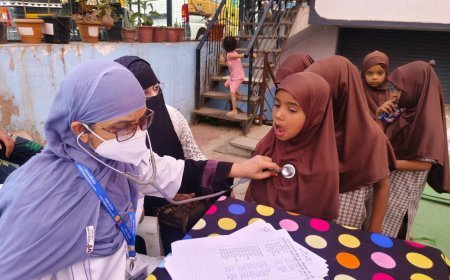 आझाद एनजीओ तर्फे राष्ट्रीय बालिका दिना निमित्त आरोग्य  व नेत्र तपासणी शिबिर संपन्न