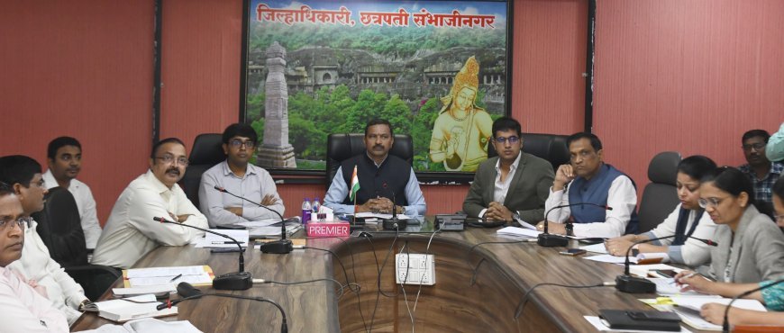 मुख्यमंत्री सौर कृषी वाहिनी प्रकल्पास गती द्यावी - जिल्हाधिकारी दिलीप स्वामी