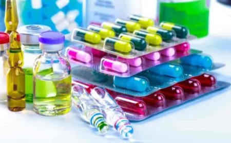 औषधी विक्रेत्यांनी मांडला जनतेच्या जीवाशी खेळ