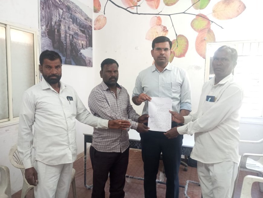 Parents have filed a complaint with the education officer demanding action against a teacher who has been beating the school for several days by turning off the CCTV cameras.