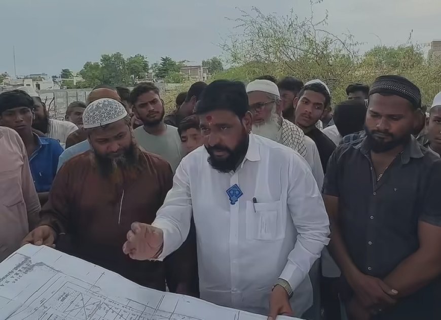 Campaign to save cemetery land intensifies MIM corporator Kaka Saheb Damodar Kakade in action mode, fighting against illegal encroachment with regional citizens